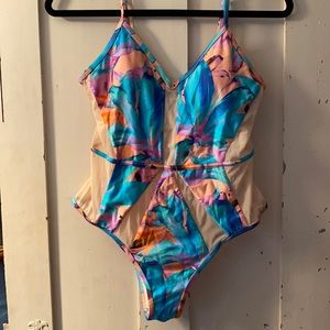 LA HEARTS Vibrant/topical one piece swimsuit